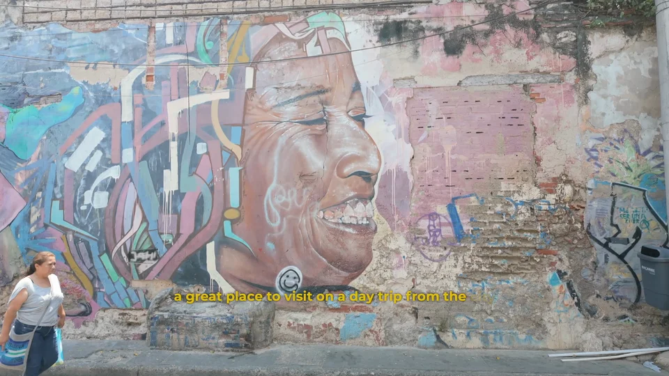 Colourful street art mural in Getsemaní, Cartagena