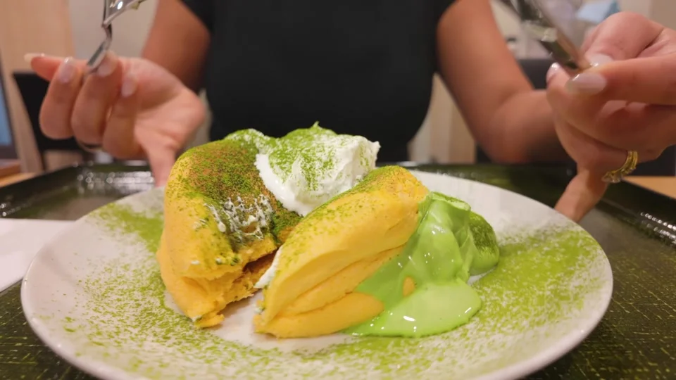 Matcha souffle pancakes at Matcha Cafe and Studio, Ginza
